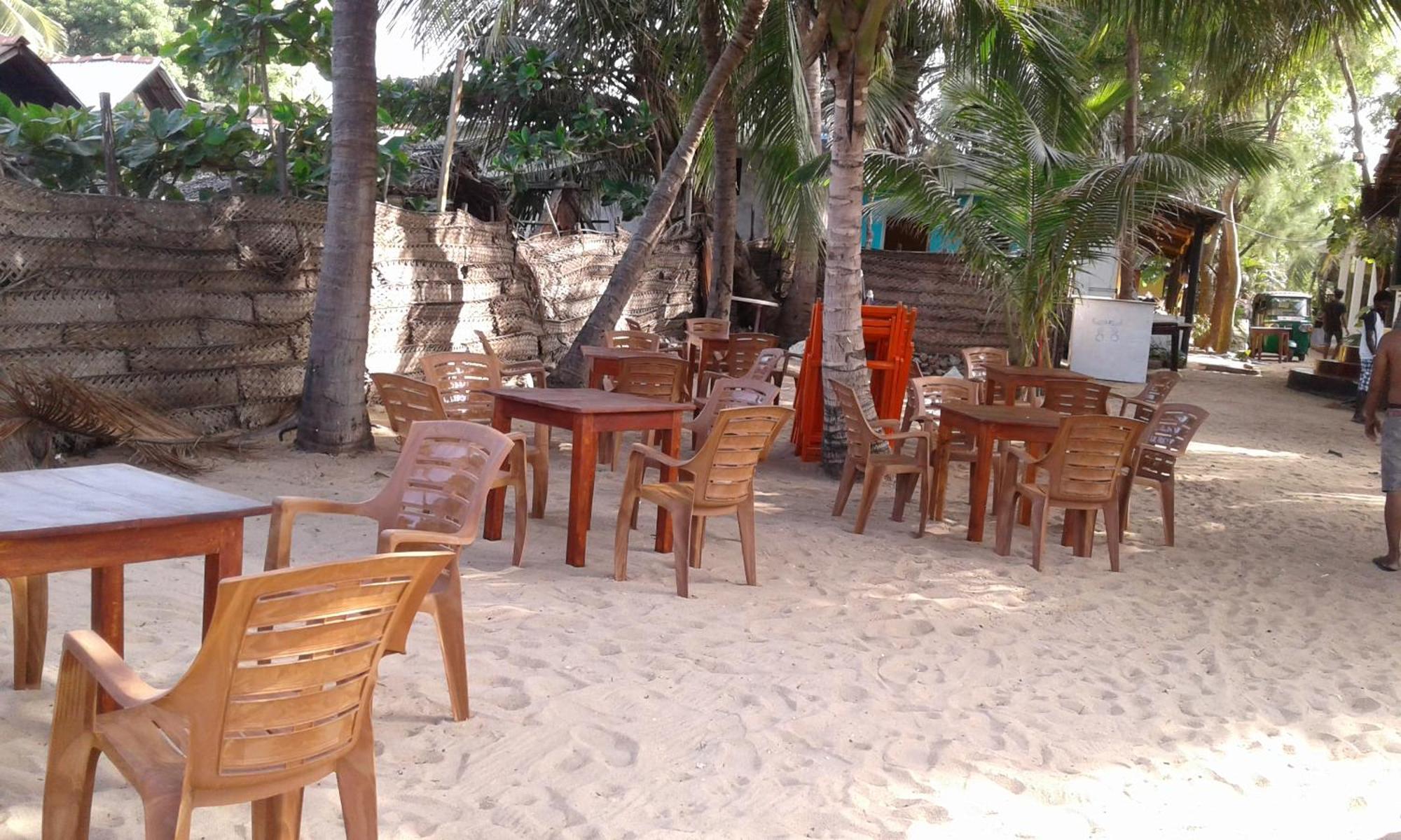 Shashini Beach Resort Baie d'Arugam Extérieur photo