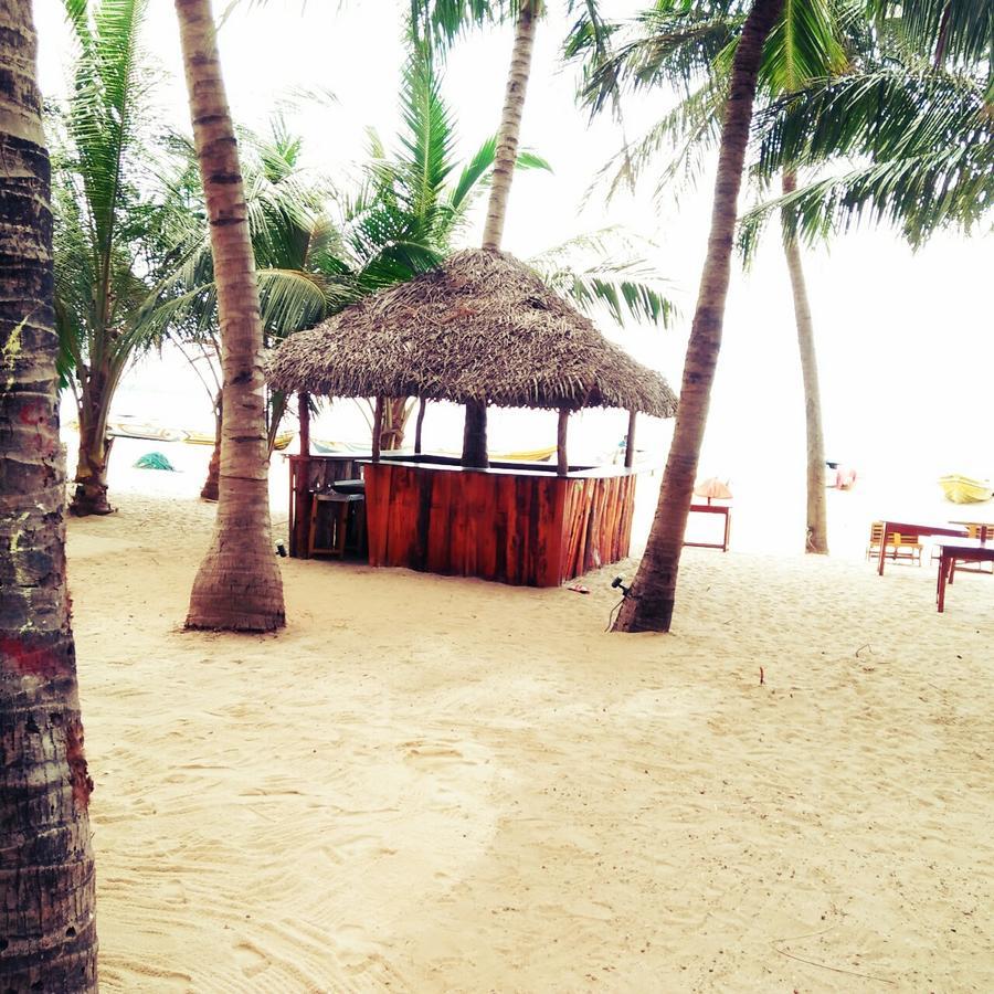 Shashini Beach Resort Baie d'Arugam Chambre photo